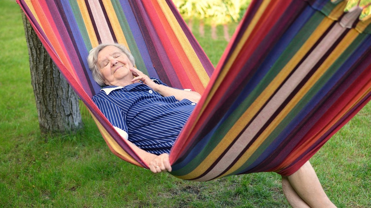 Corajosa e saudável: "Minha avó de 88 anos dorme ao relento o tempo todo"