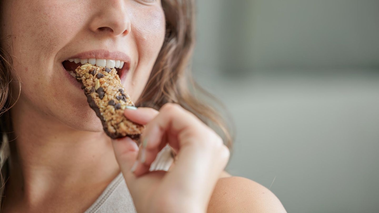Salud femenina: ¿Qué tan efectivos son los suplementos y snacks?