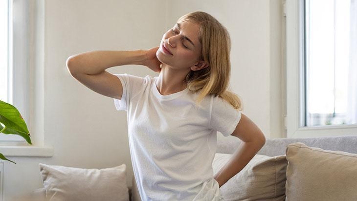 Don't let your spine suffer for years! A healthier life is possible with correct posture.