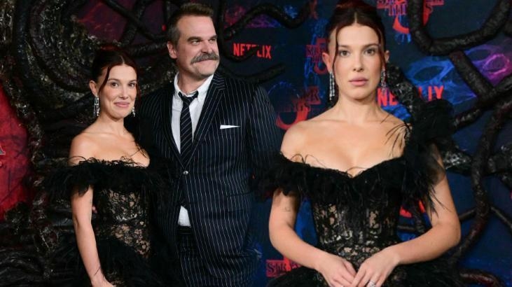 De beschuldigingen gingen onverminderd door! De opvallende foto van het gala: Ze zijn samen.