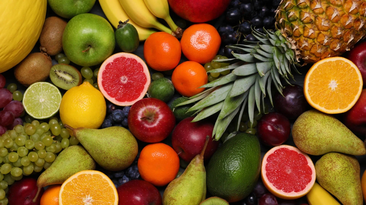 La fruta de temporada que recomienda la nutricionista Julia Farré: cuida la vista, la piel y las defensas