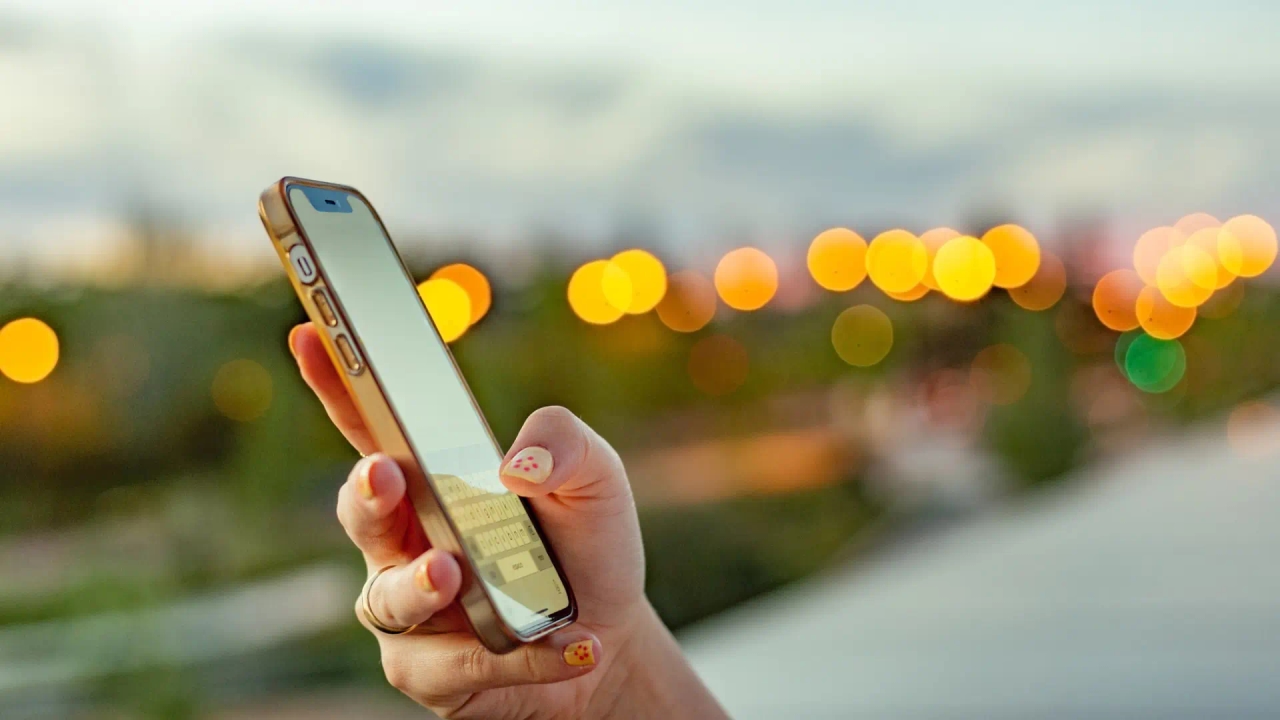 Wat betekent het volgens de psychologie als iemand altijd meteen op je WhatsApp-berichten reageert?