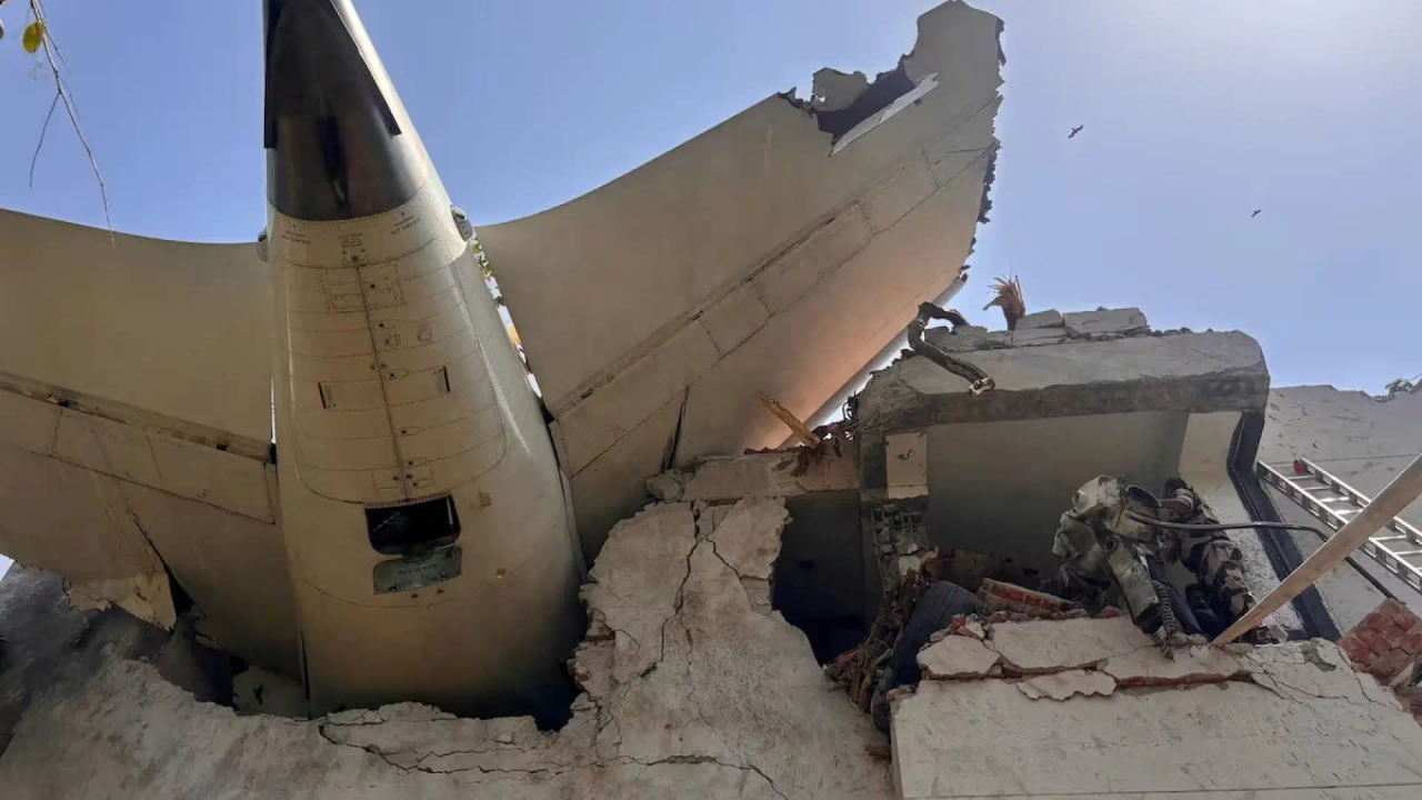 La IA de Google &#039;alucina&#039; sobre el accidente aéreo de la India y cambia el modelo de avión
