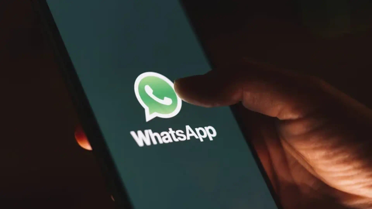 WhatsApp fügt 8 neue Funktionen hinzu: von Voicemail bis hin zu einer PIN zum Schutz von Chats.