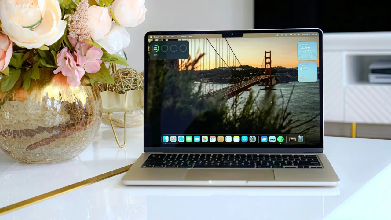 Быть студентом в Apple выгодно: как получить скидку 50 евро на MacBook Air