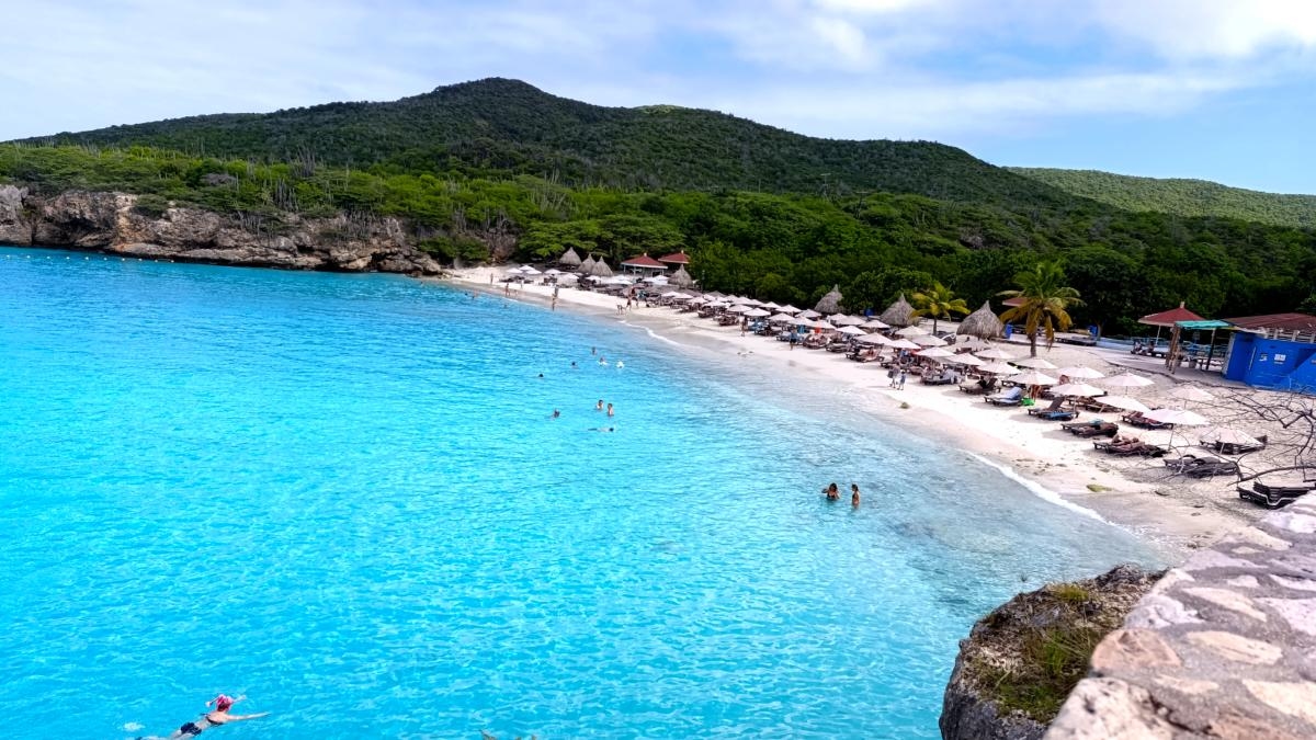 Wingo prolunga la tratta Medellín-Curaçao fino a dicembre.
