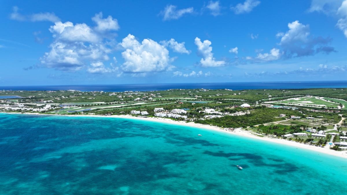 Die Must-Sees von Anguilla, einer luxuriösen Karibikinsel, die perfekt zum Entspannen ist: Was kann man dort unternehmen?
