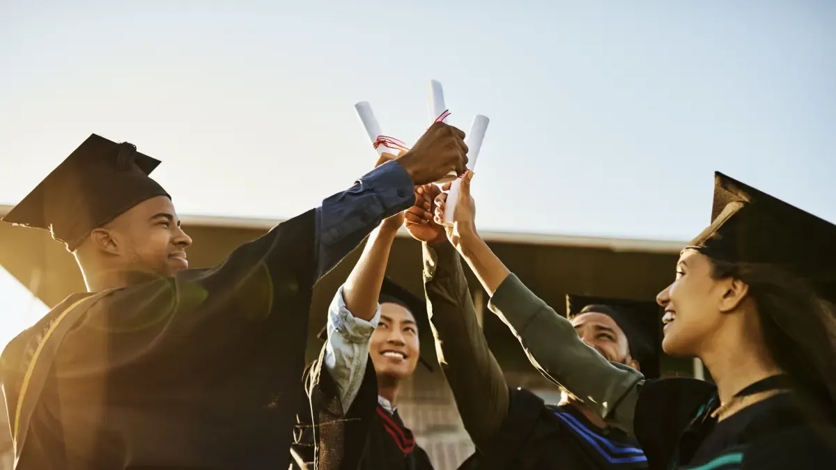 A IE University expande seu programa de bolsas de estudo para estudar na Espanha: quais programas estão disponíveis?