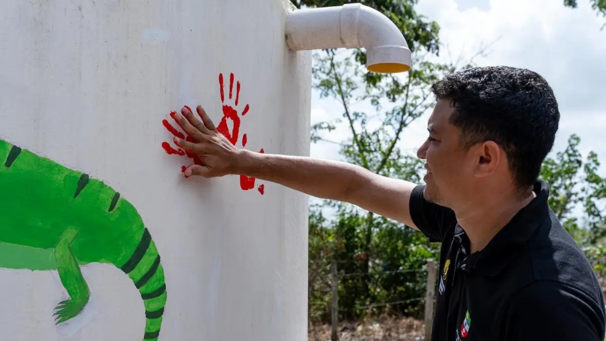 Mais de mil famílias rurais em La Mojana agora têm acesso à água potável graças aos sistemas de coleta de água da chuva.