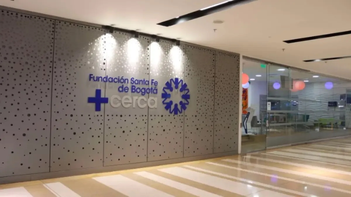 A Fundação Santa Fé de Bogotá deixará de atender membros do corpo docente devido ao término de seu contrato com a Fiduprevisora.