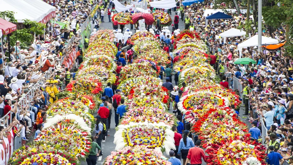 Blumenmesse Medellín 2025: Erlebnisse, ländlicher Tourismus und besondere Aktivitäten