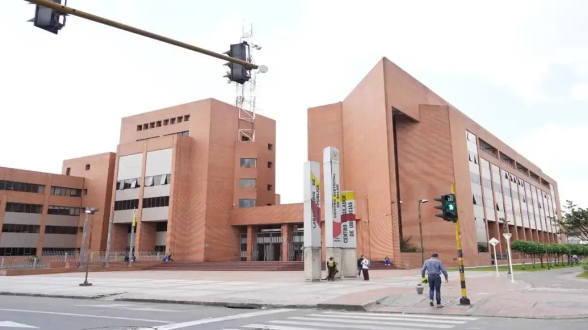 ‘El gobierno no sabe lo que hace ni para dónde va en materia de salud’: lanzan S.O.S. por crisis en la Subred de Salud Centro Oriente en Bogotá