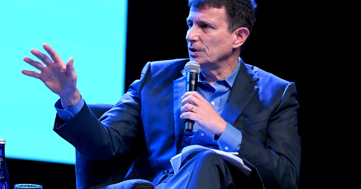 Het Amerika van de New Yorker. Interview met regisseur Remnick