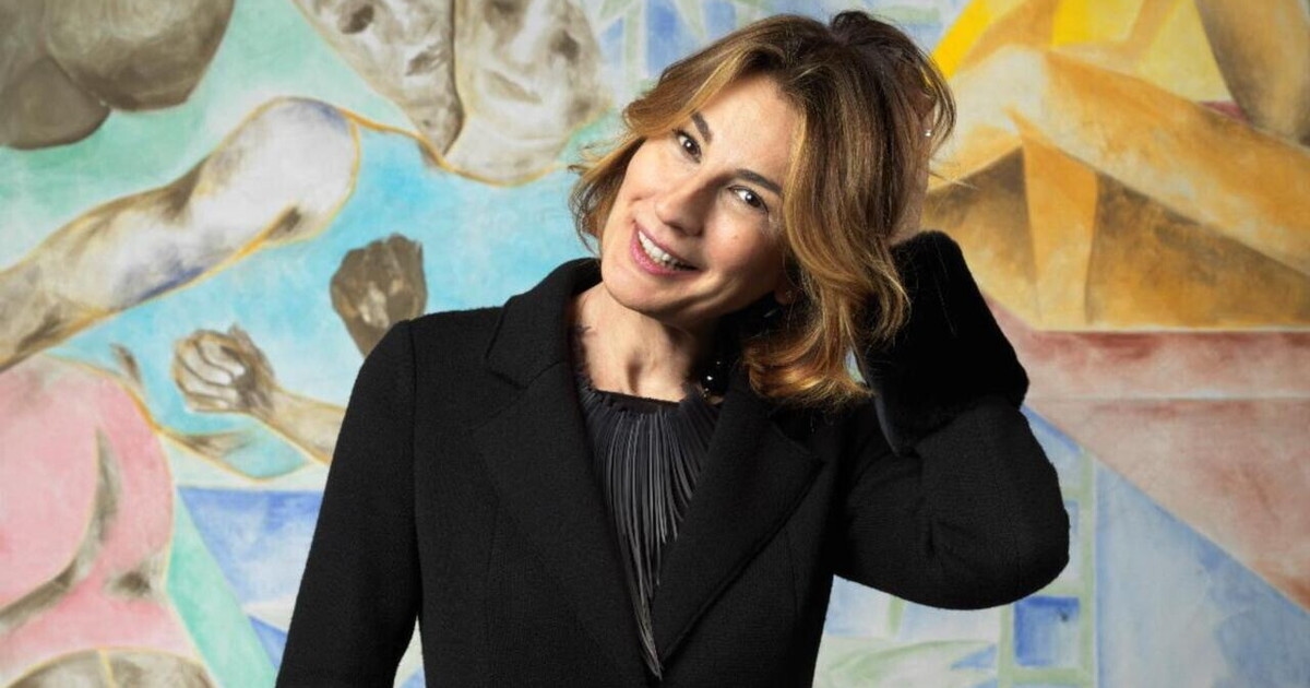 Laura Valente: "Millennium Naples" celebra San Gennaro, o Festival Fringe, Eduardo e Croce