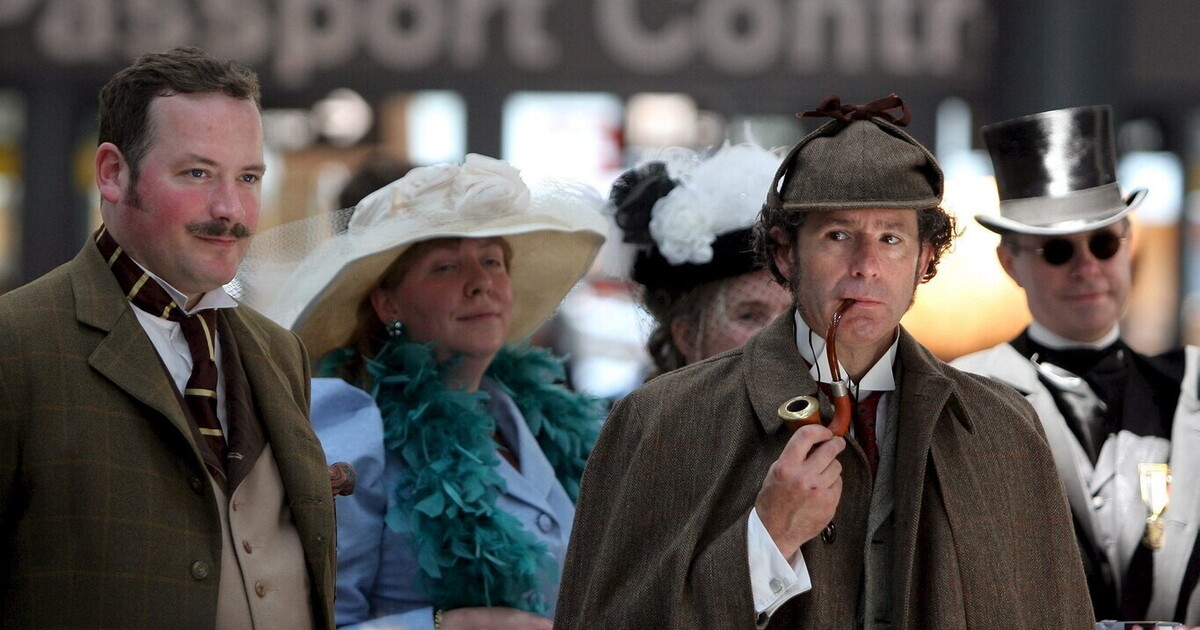 En la isla de Utakos, el mejor Sherlock cobra vida, inspirándose en la novela y la película.