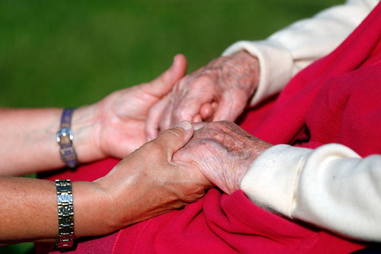 Alzheimer: La Alta Autoridad Sanitaria rechaza la aprobación acelerada del fármaco Leqembi
