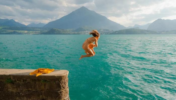 Esses casos aumentaram rapidamente durante o verão: Aviso: Não realize "saltos de pesca e saltos altos" para exibição! Há risco de paralisia permanente e com risco de vida...