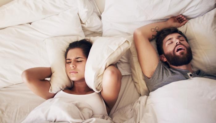 Roncar no es solo un sonido; ¡el cuerpo podría estar enviando una alarma! Riesgo mortal: "Riesgo de muerte súbita nocturna".