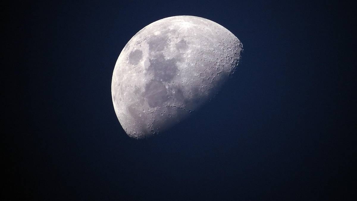 NASA versnelt. Ze zullen sneller naar de maan vliegen dan verwacht.
