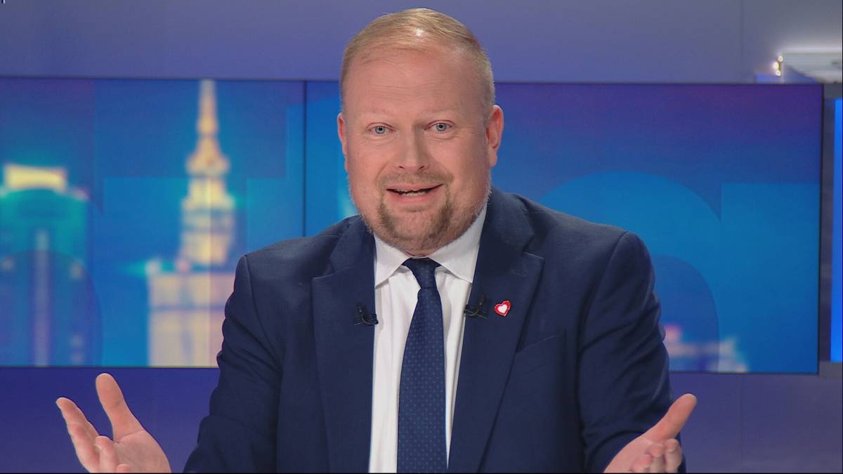 Ziobro połączył się ze studiem. Zembaczyński grzmi: Szczeka na nas