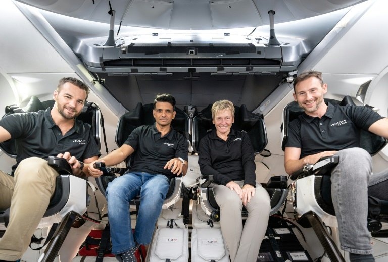 Hungría, India y Polonia viajan al espacio