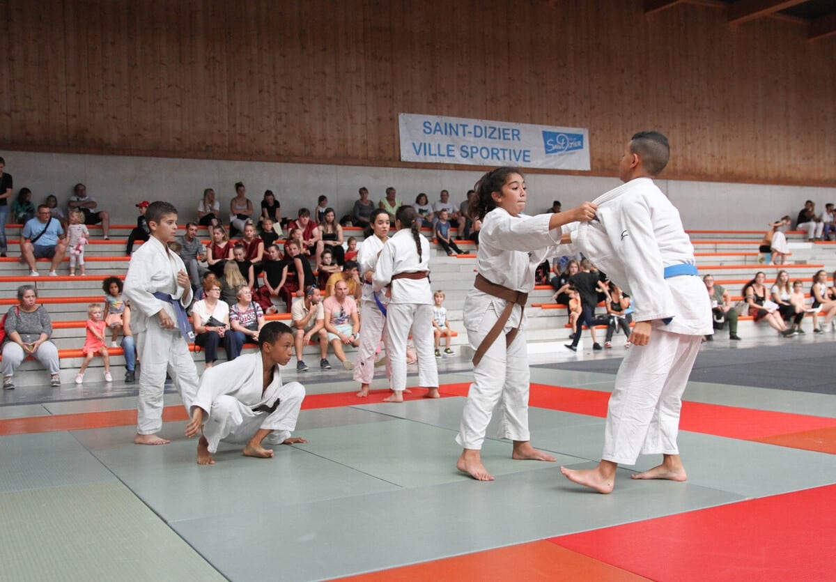 El Estado desprecia el deporte, la Ciudad se preocupa por sus jóvenes
