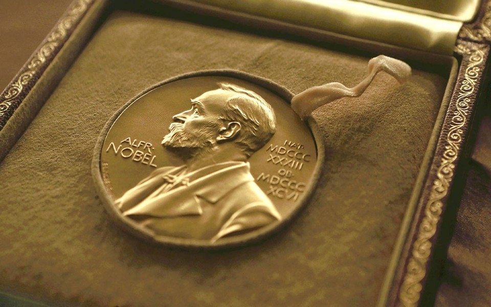 Nobel da Medicina atribuído a Mary E. Brunkow, Fred Ramsdell e Shimon Sakaguchi
