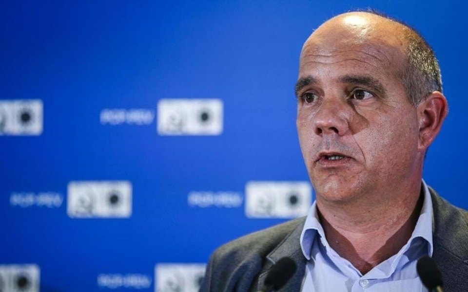 Le PCP souhaite entendre le gouverneur de la Banque du Portugal au sujet du délai de prescription des amendes pour le « cartel bancaire »