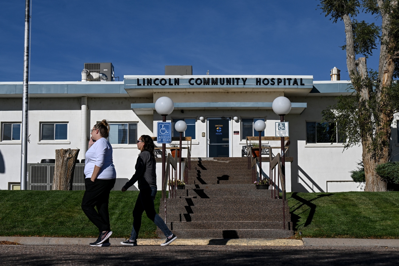 En busca de recortes de gastos, los legisladores republicanos apuntan a un impuesto que los hospitales adoran pagar