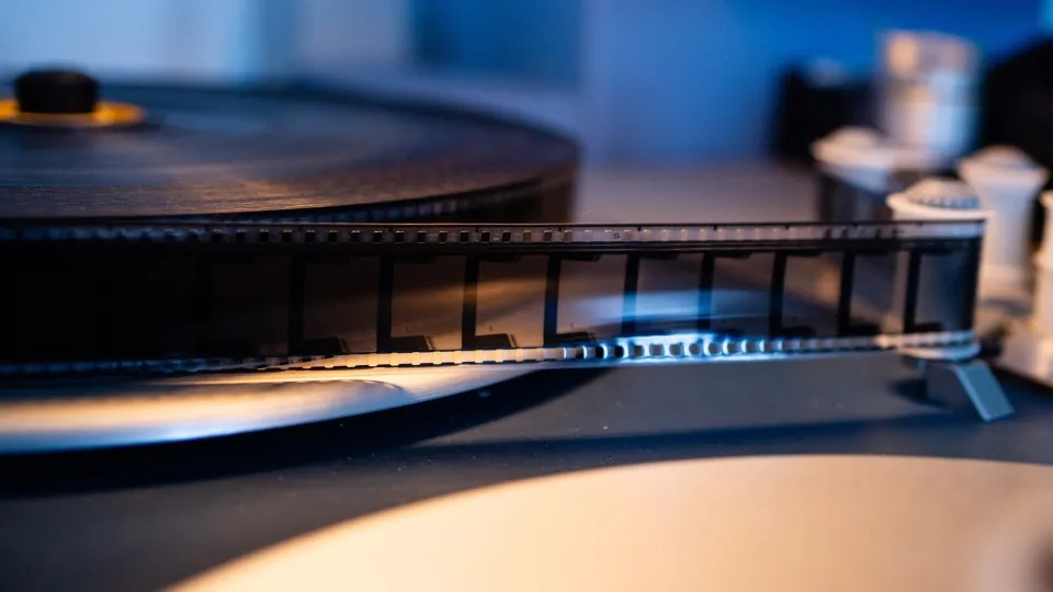 Queer Porto 11: The film The Nature of Invisible Things wins best film.