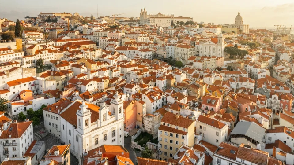 Kunstenaar João Pimenta Gomes opent tentoonstelling in Lissabon over klankgeheugen
