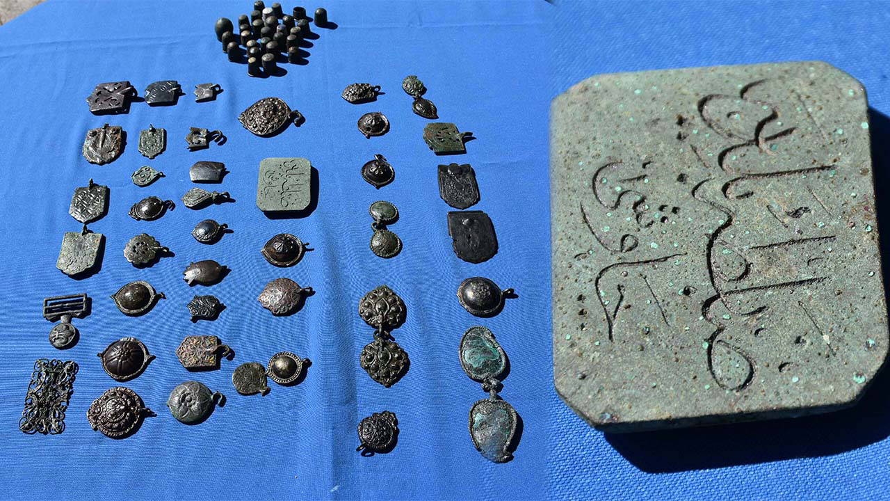 Tesouro otomano em Esmirna: fivelas de cinto descobertas!