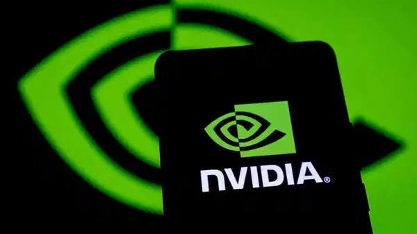 Nvidia devient la première entreprise au monde à dépasser les 5 000 milliards de dollars de capitalisation boursière.
