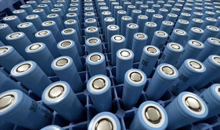 A reciclagem de baterias é importante na avaliação de minerais críticos