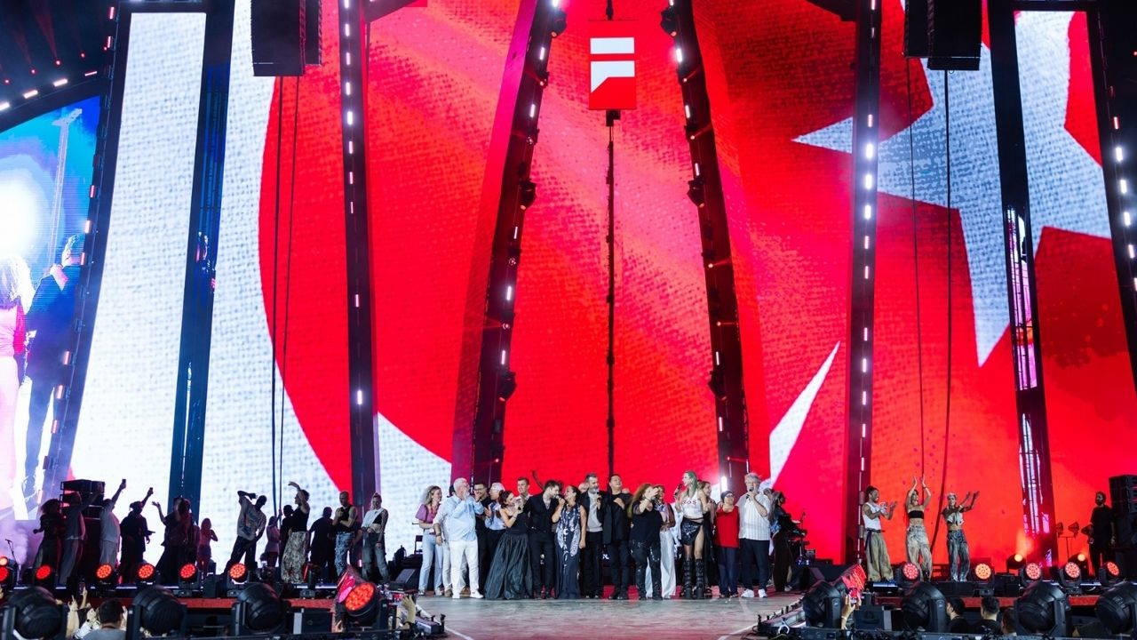 MÜYORBİR feierte sein 25-jähriges Jubiläum mit „A Night Like a Dream“ beim Istanbul Festival