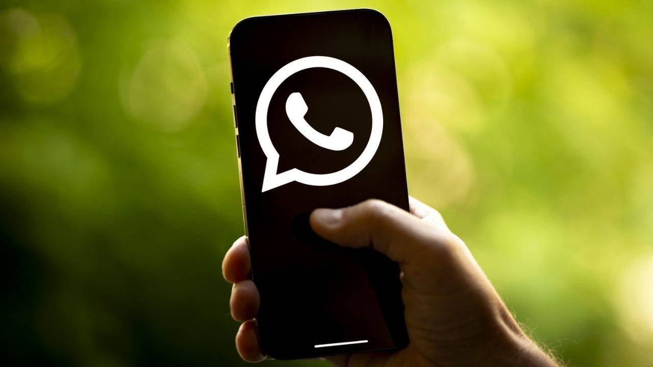 Zdjęcia z Instagrama i Facebooka można przenieść do WhatsApp