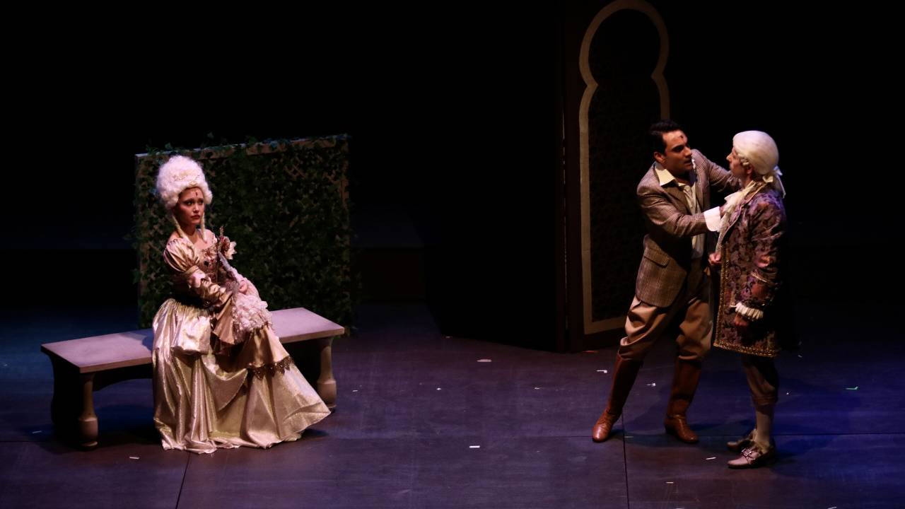 Hollywoods romantische Komödie „Singin‘ in the Rain“ – Musical trifft Kunstliebhaber