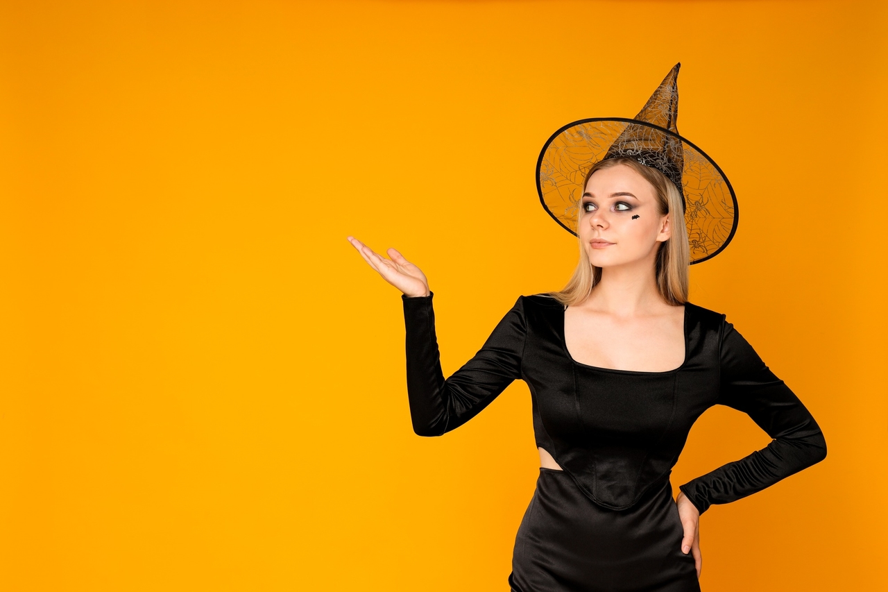 Kreative Halloween-Kostümideen fürs Büro für eine spektakulär-gruselige Feier