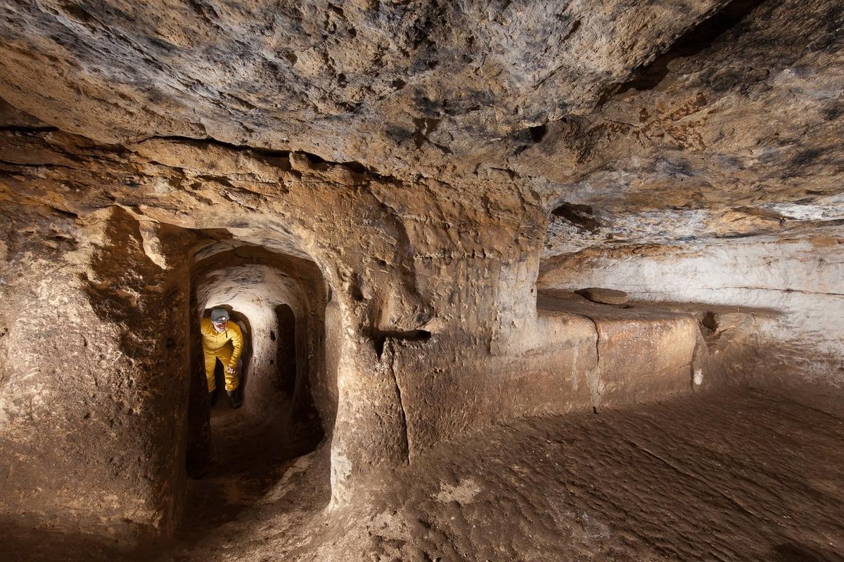 Underground Shelters: “Whenever we had to dig, we dug, except in sandy soils.”