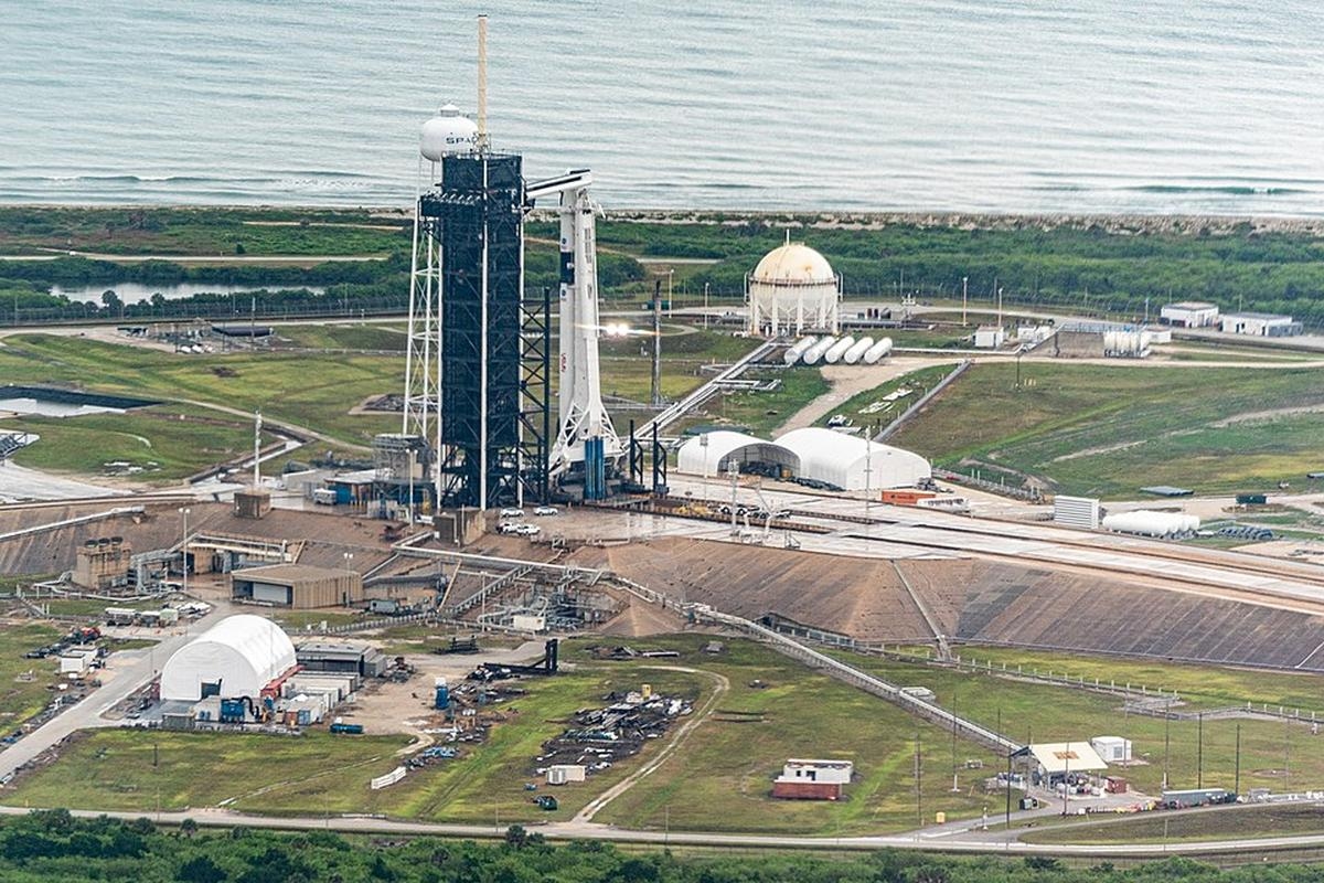 May 30th ephemeris: In 2020, SpaceX becomes the first private company to launch astronauts into space