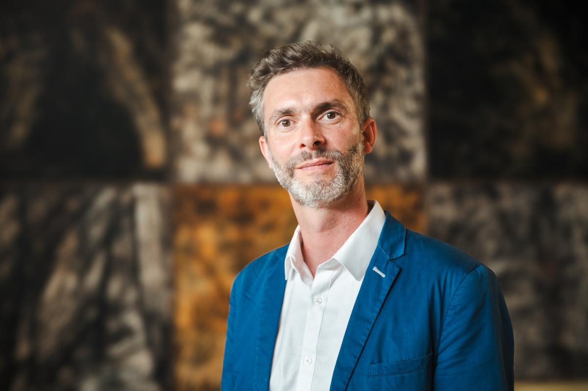 Schwarzes Périgord: Eine ambitionierte Ausstellung zeitgenössischer Kunst enthüllt die unsichtbaren Welten des Nationalmuseums für Vorgeschichte