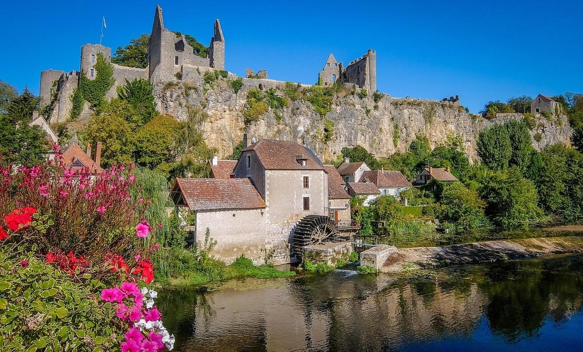 Drei Stunden von Bordeaux entfernt ist dieses charmante mittelalterliche Dorf eines der schönsten in Frankreich.