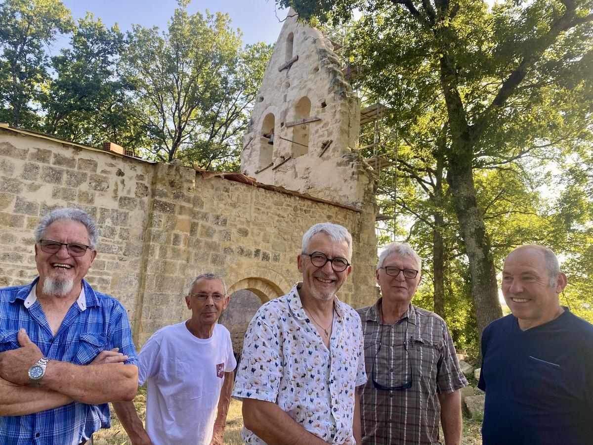 „Es ist ein ziemlich verrücktes Projekt“: Nach 88 Jahren Stille läuten diese Freiwilligen wieder ihre Kirchenglocke