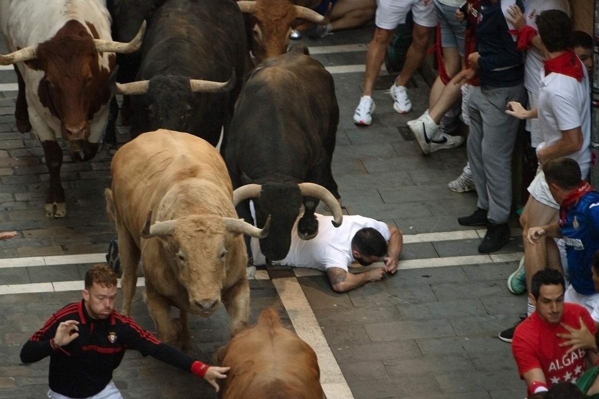 VIDEO. Pamplona Festival: Five injured during fifth fast bull run, relive the sequence with TVPI