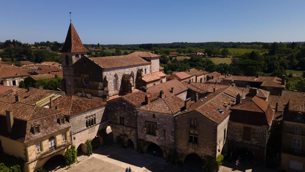 Resimlerle. Périgord'un gökyüzünden görülen en güzel kaleleri: Monpazier, en ünlüsü