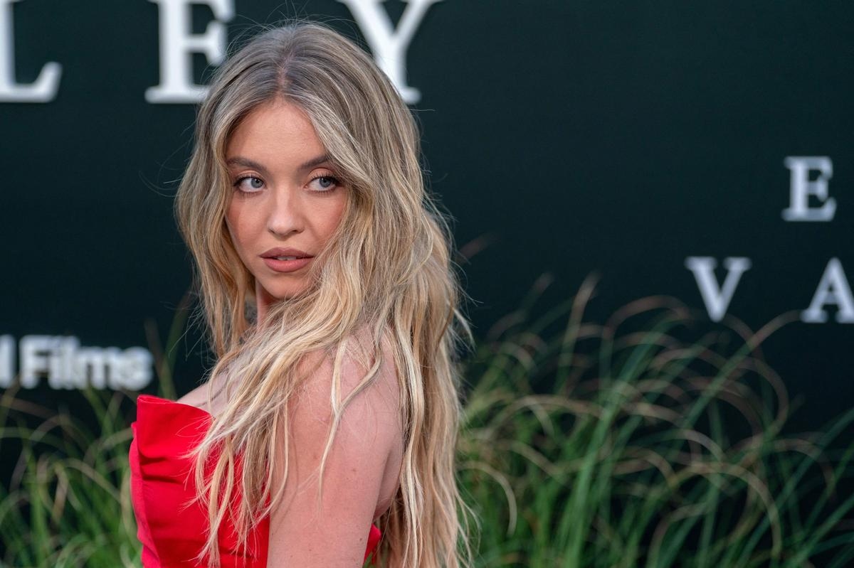 Oyuncu Sydney Sweeney'nin yer aldığı American Eagle reklam kampanyası neden tartışma yaratıyor?
