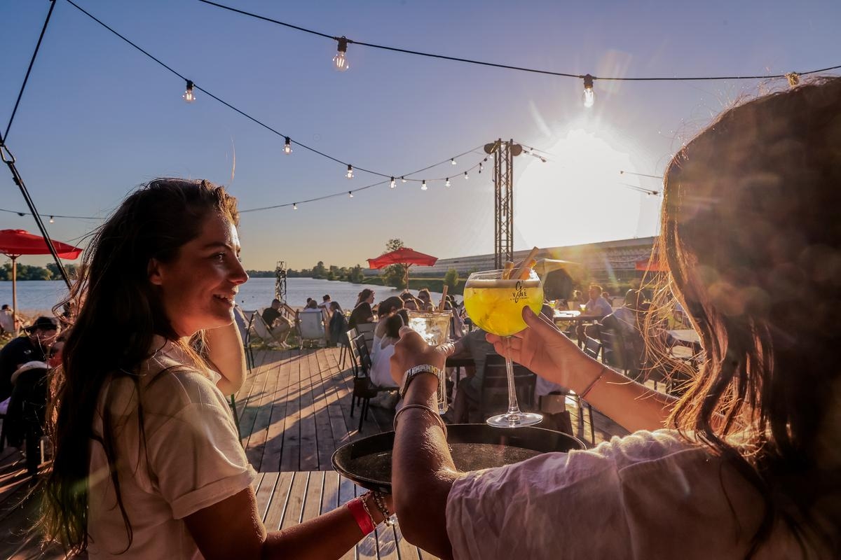 Bordeaux: Şenlikli akşamlar için en iyi 5 guinguette