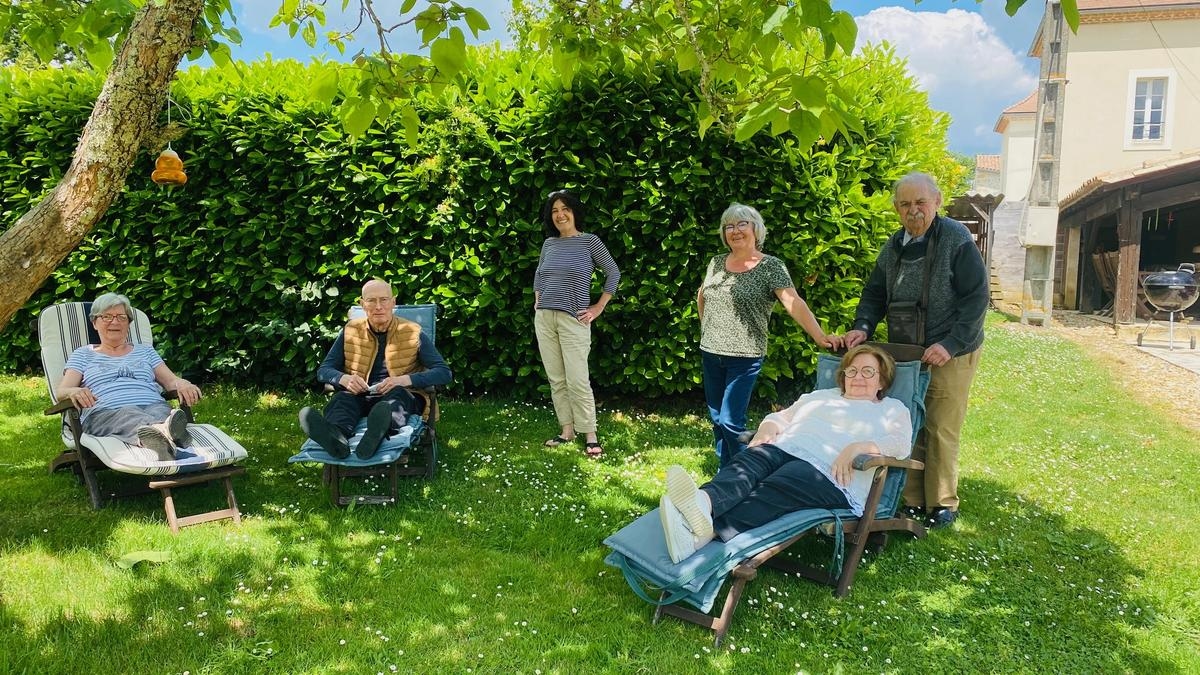 Enfermedades neurodegenerativas: plazas de estancias de respiro económicas para cuidadores y personas atendidas en Dordoña