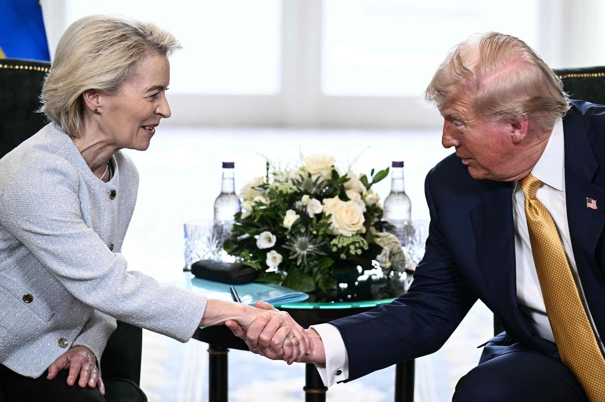 Dazi UE-Donald Trump: von der Leyen dovrebbe fare un passo decisivo al Parlamento europeo