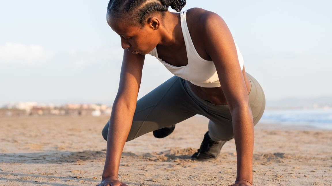 Nur 5 Minuten pro Tag: Diese Plank-Routine einer Fitness-Expertin sorgt in drei Wochen für eine gestärkte Muskulatur